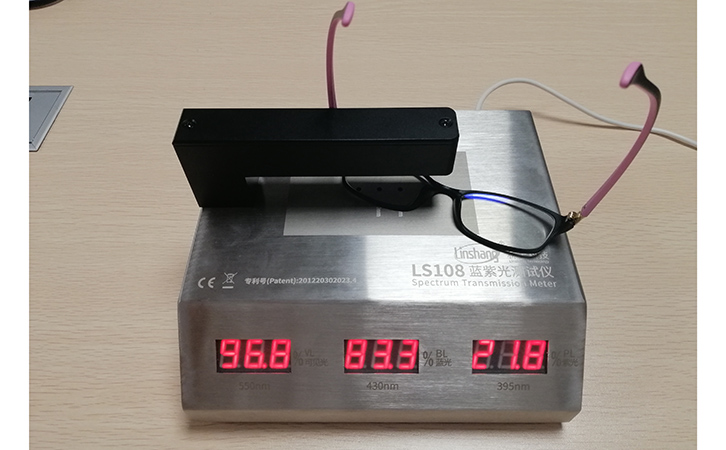 藍(lán)紫光測試儀檢測防藍(lán)光眼睛 藍(lán)紫光測試儀檢測防藍(lán)光眼睛